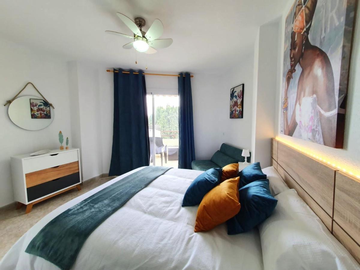 Apartamento Tropical Con Piscina Cerca De La Playa 托雷莫利诺斯 外观 照片